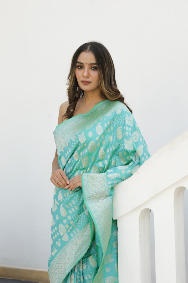Handwoven Green colour banarasi Silk saree
