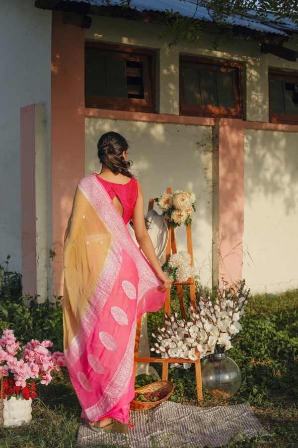 Handwoven tussar colour banarasi Georgette saree with contrasting border