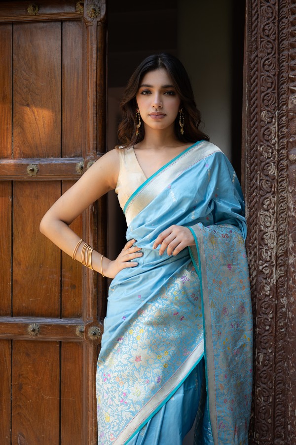 Handwoven Blue colour banarasi Silk saree