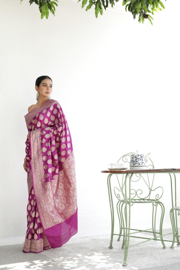 Handwoven Purple colour banarasi Silk saree