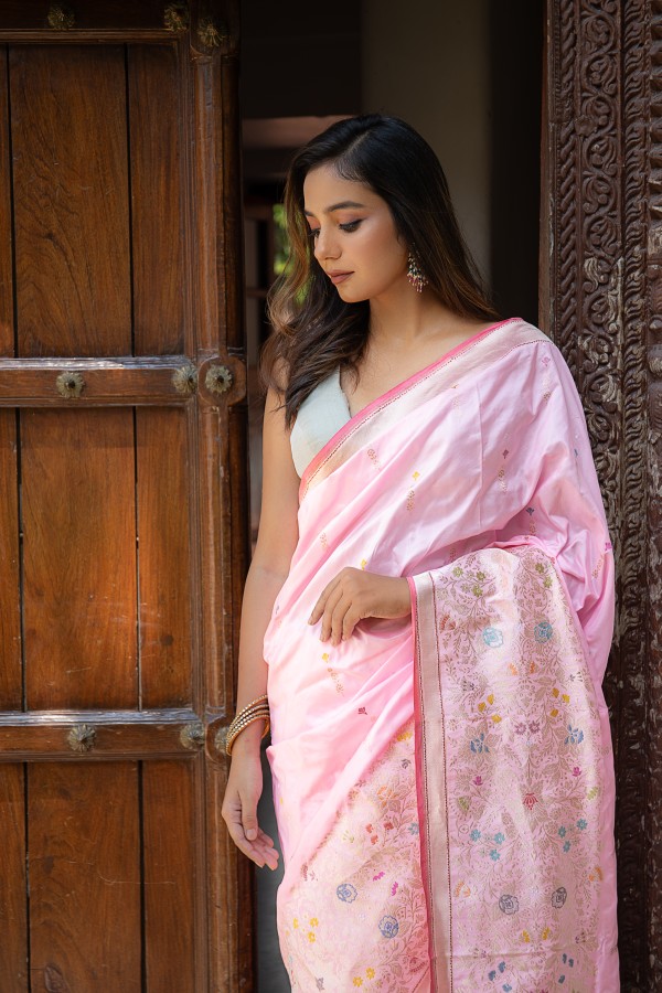 Handwoven Pink colour banarasi Silk saree