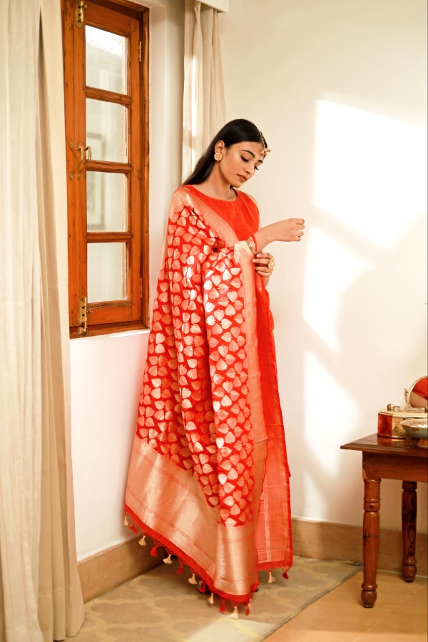 Handwoven Red Silk Dupatta